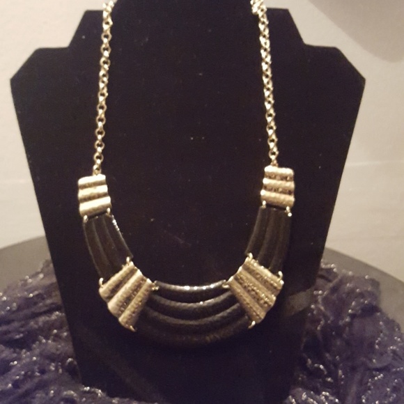 Necklace - Picture 2 of 2